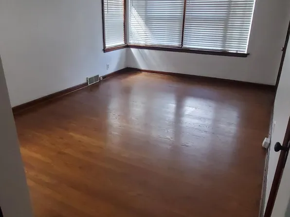 6302 Sutherland Ave #1W, Saint Louis, MO 63109