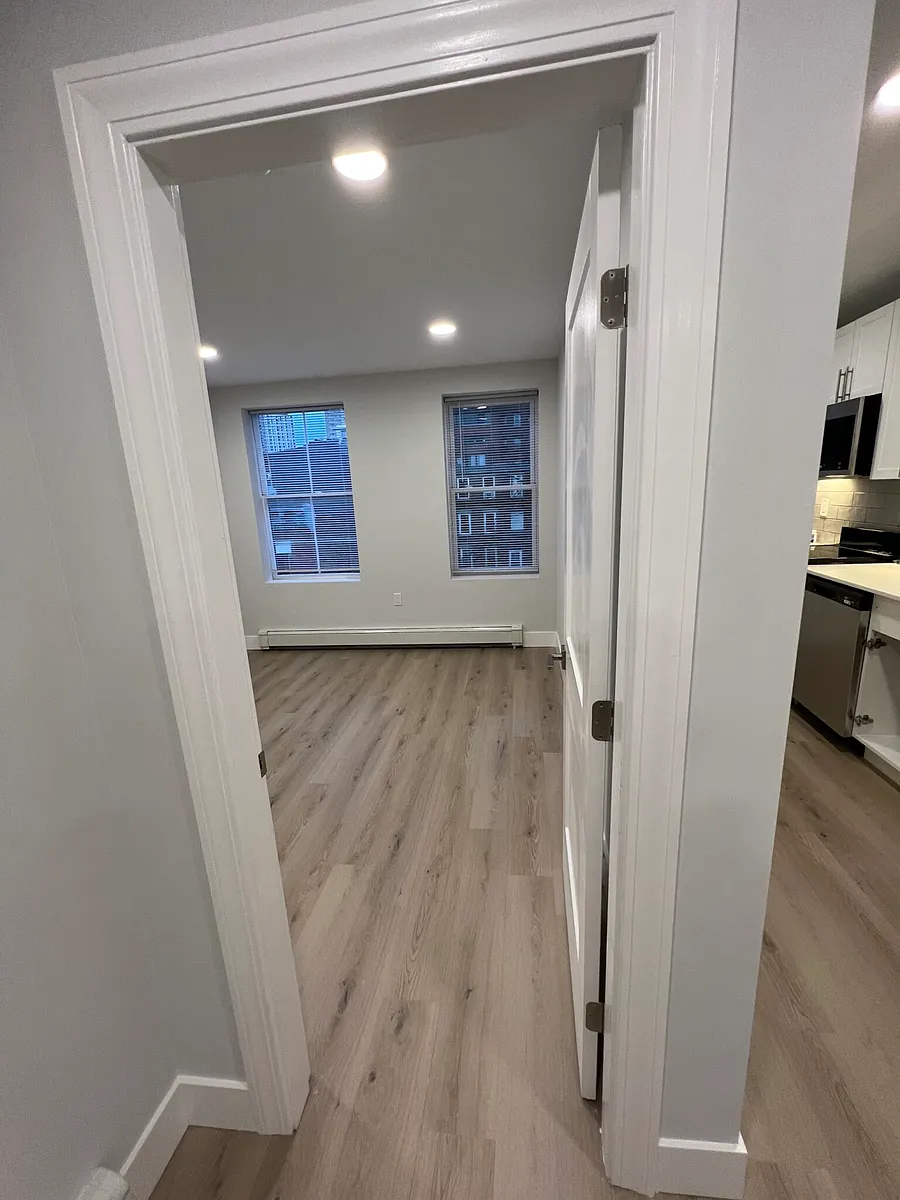 Building Photo - 44 Joy St #9