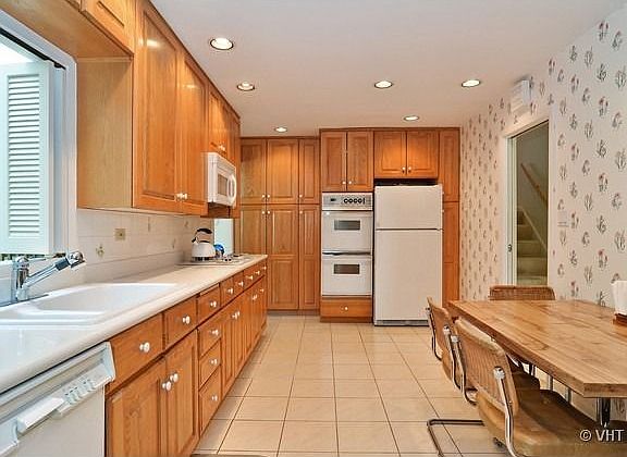 5th image of 1118 Arbor Ln