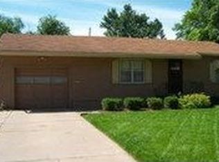 205 W 27th Ave, Hutchinson, KS 67502