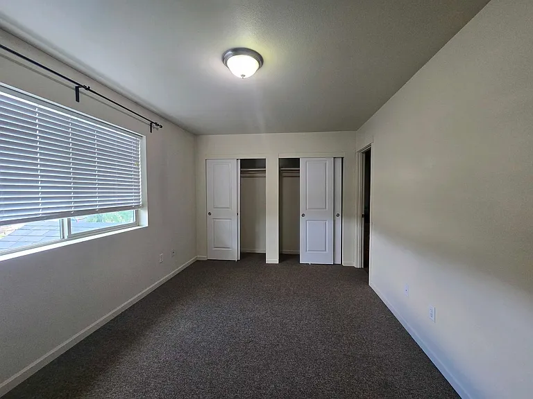 1802 College St #1810 — Photo 18