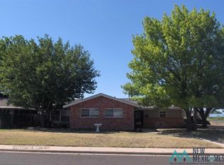 1701 E Cattle Call Dr, Hobbs, NM 88240