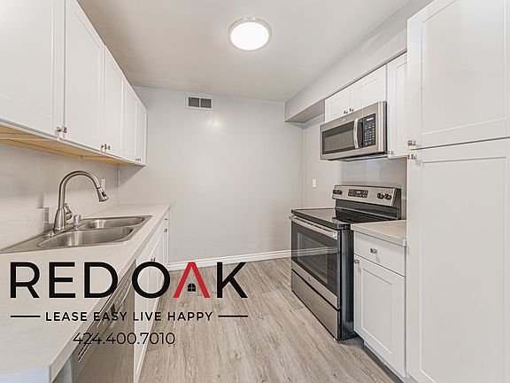 4th image of 10741 Moorpark St APT 5