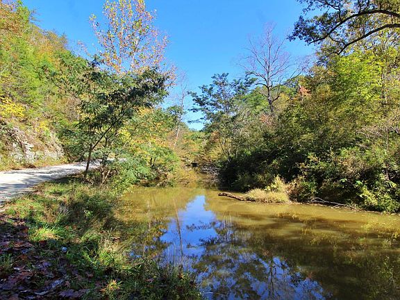 4th image of 3 Mill Pond Rd Lot 3