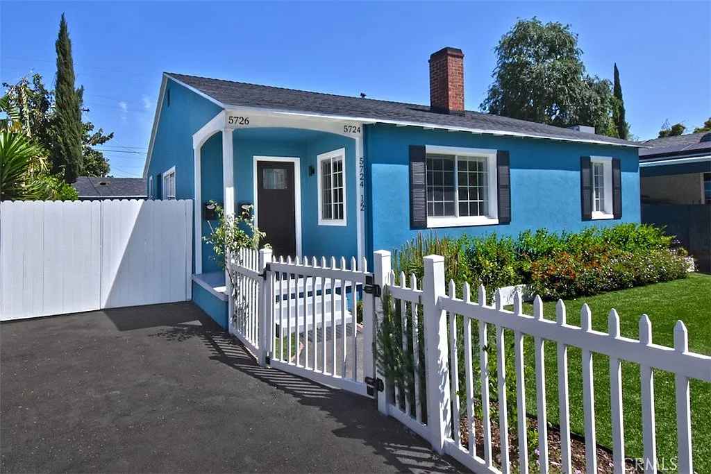 3 bed, 1201 sqft, $3,850 — Photo 4
