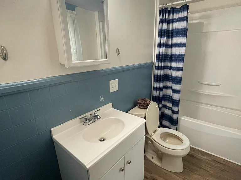 65 Courtright Ave — Photo 5