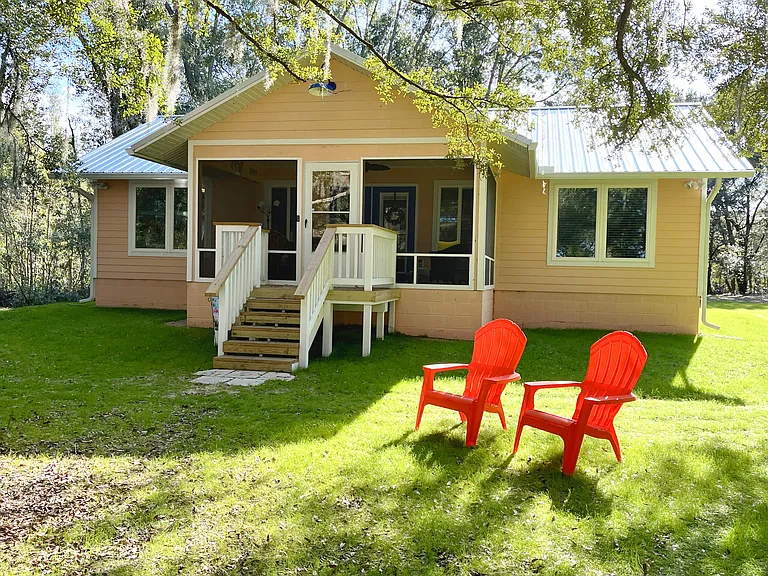 Sit in the shade of the Old Oak Tree and even swing from the large tree. This bungalow is not handicap accessible since there are stairs front and back.