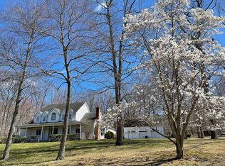 12 Dudley Towne Rd, Killingworth, CT 06419