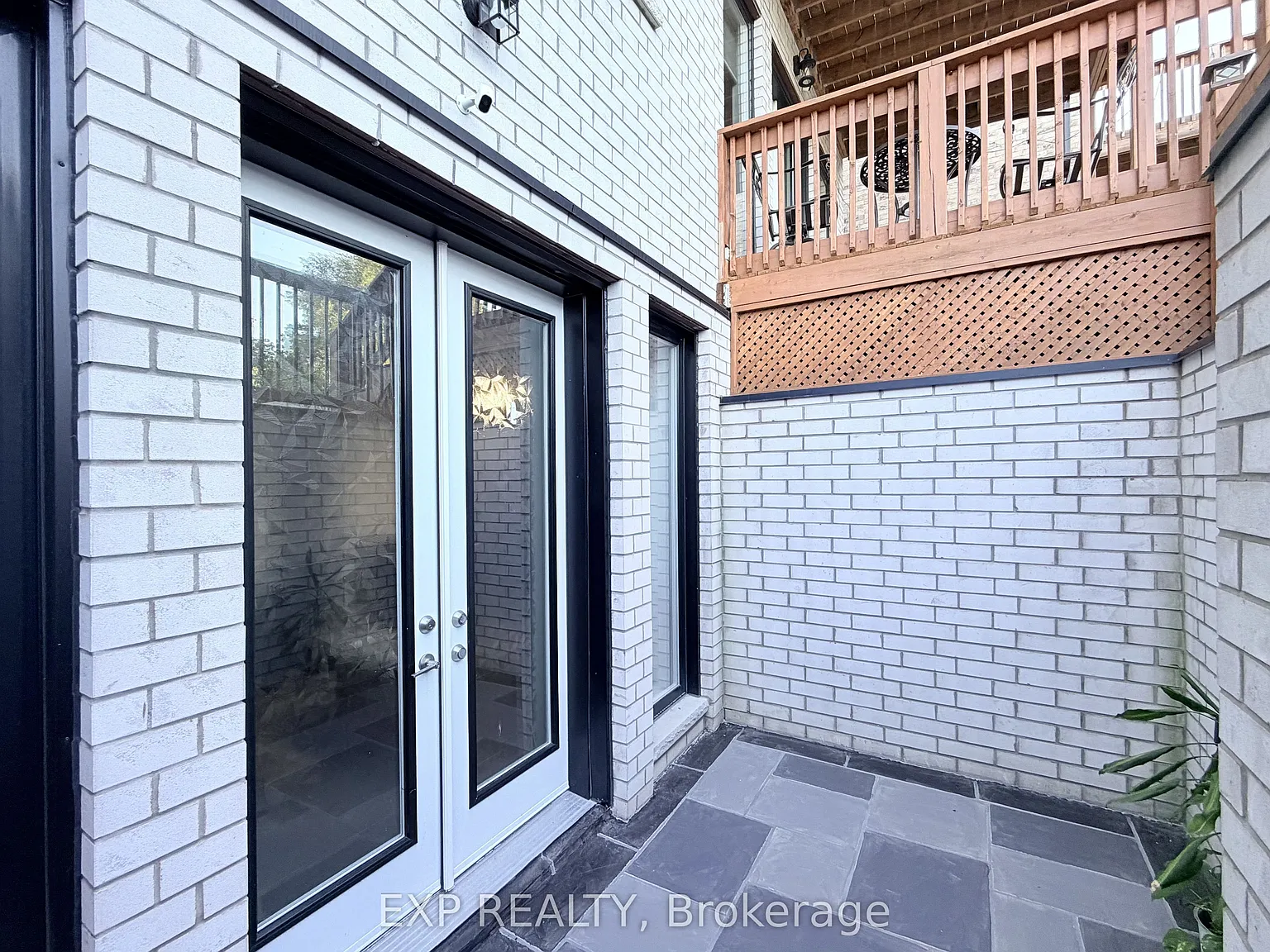 2 bed, $2,000 — Photo 3