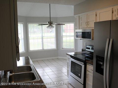 3rd image of 620 Greencliff Dr