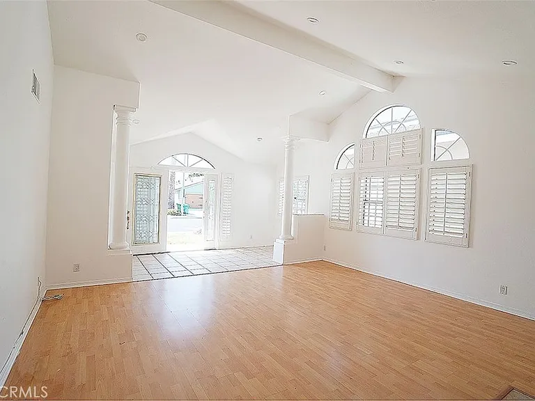 14925 Laurelgrove Cir — Photo 2