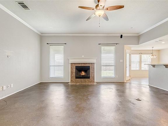 4th image of 807 Blue Marlin Dr