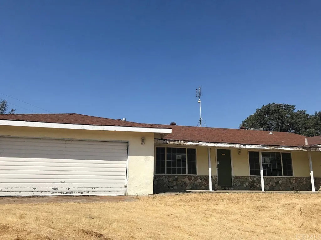 35388 Wells Rd photo 1