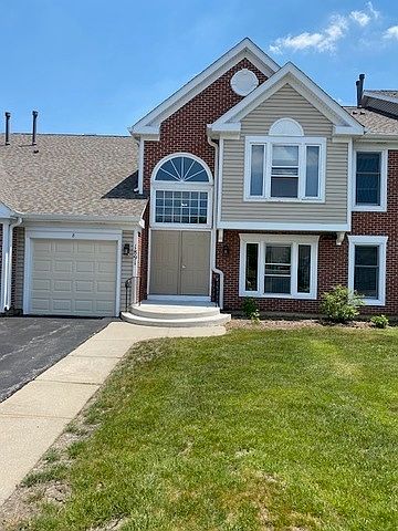 1st image of 1891 Fox Run Dr Unit B