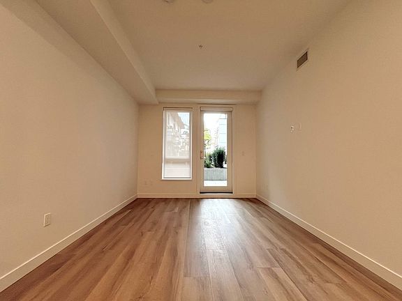 5th image of 601 Rochester Ave #206