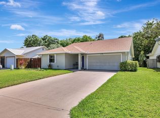 6750 SE Raintree Ave, Stuart, FL 34997