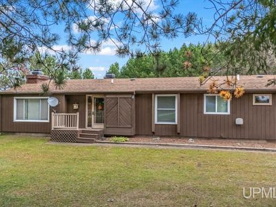 N1260 Hamilton Lake Rd, Vulcan, MI, 49892