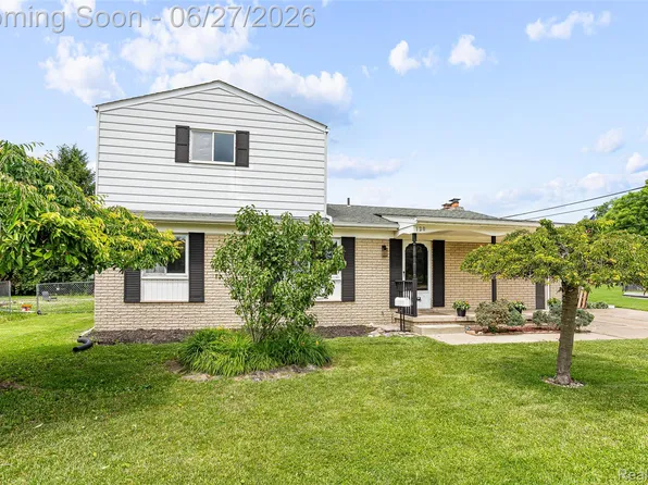 120 S Marie St, Westland, MI 48186