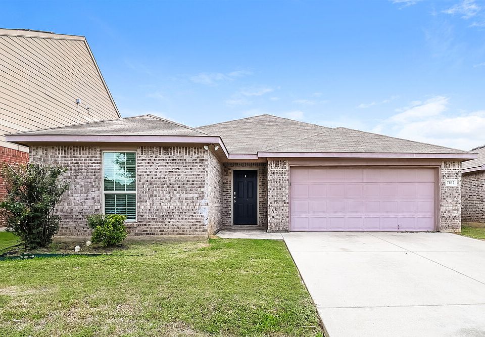 1st image of 7617 Hollow Forest Dr