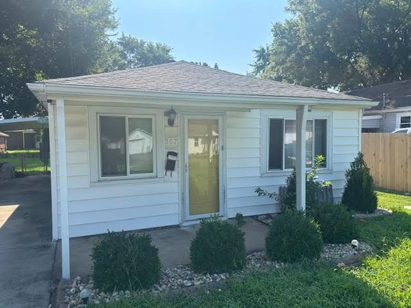 2 Bedroom in Bethalto — Photo 1