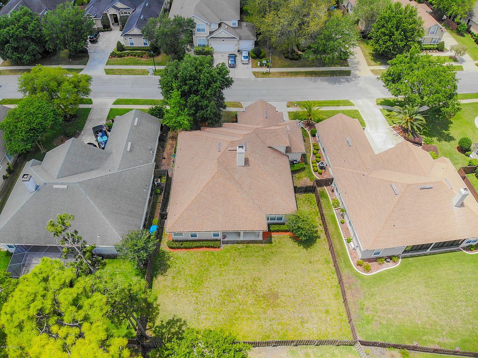 1st image of 7967 Hampton Park Blvd E