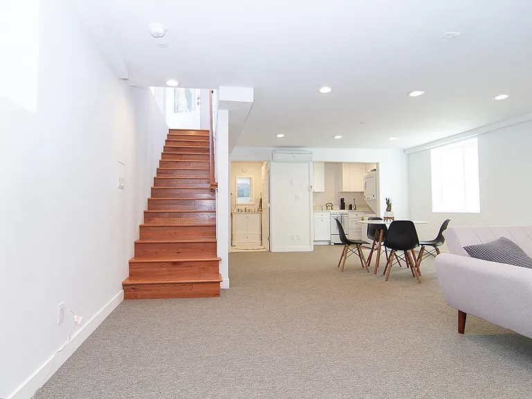 4227 Ince Blvd #B — Photo 11