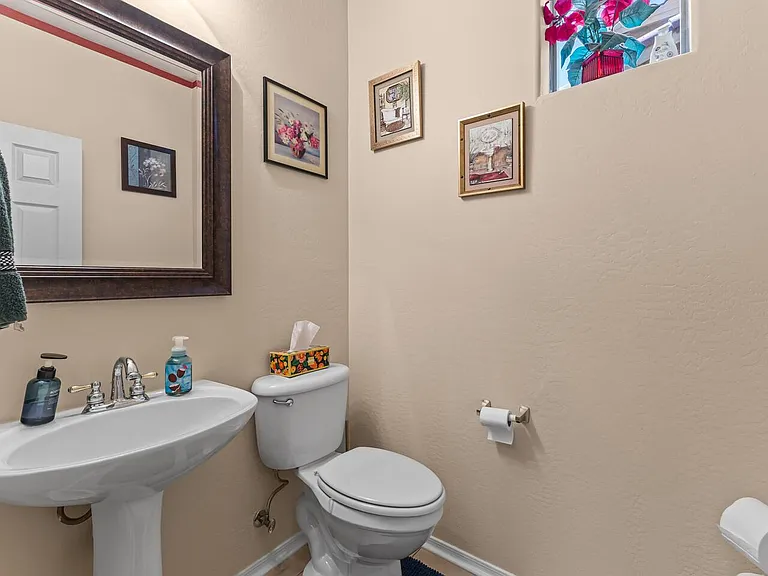 13632 W Acapulco Ln — Photo 4