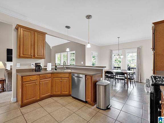 3rd image of 841 Waterford Cove Ln