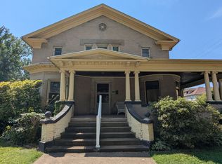 225 4th St NE APT 2, Massillon, OH 44646