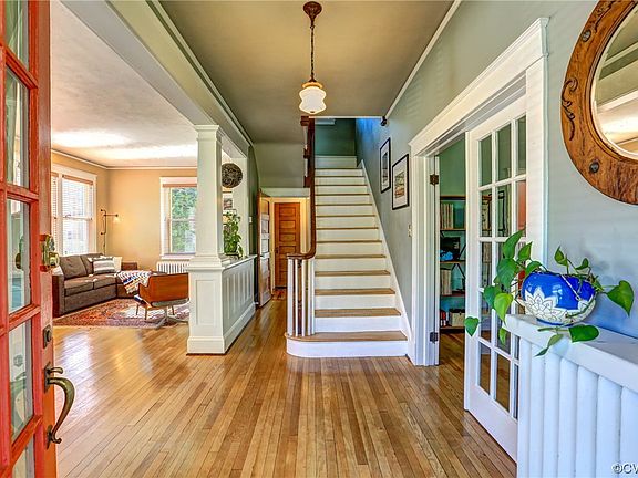 4th image of 4000 Forest Hill Ave