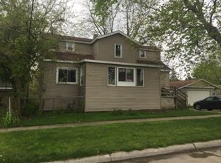 1256 E 5th St, Monroe, MI 48161