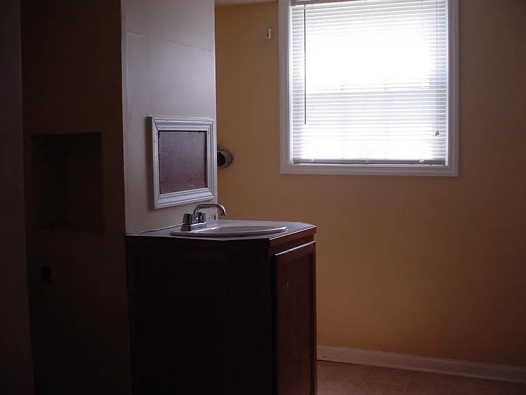 4514 Lunenburg Dr — Photo 15