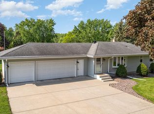 4640 Bacon Ct, Inver Grove Heights, MN 55077