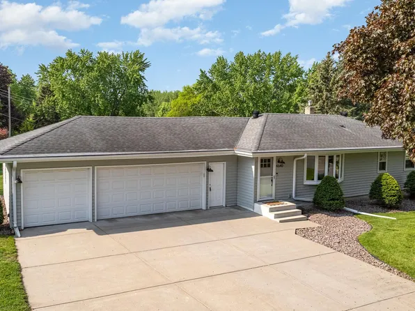 4640 Bacon Ct, Inver Grove Heights, MN 55077
