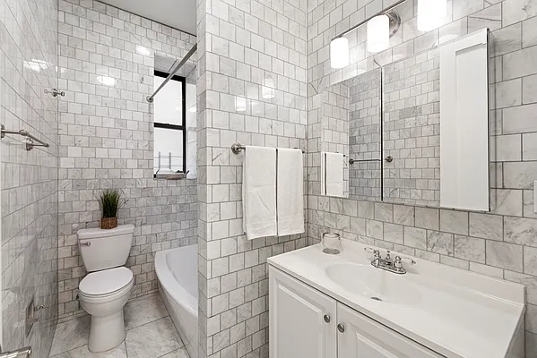 Sold by Compass | media 17