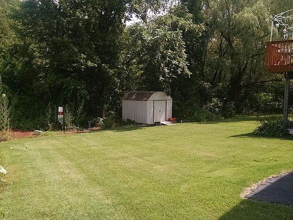 2nd image of 114 Leoleis Dr