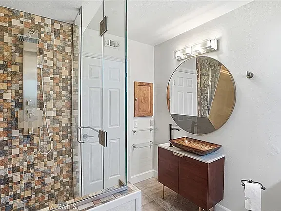 2 bed, 1088 sqft, $2,900 — Photo 2