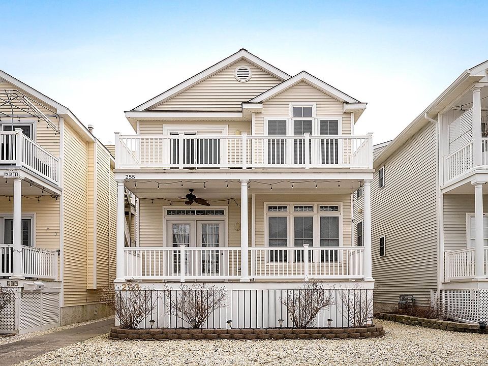 1st image of 255 Asbury Ave #2