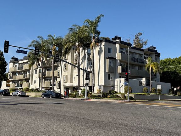 2nd image of 4500 Laurel Canyon Blvd #206