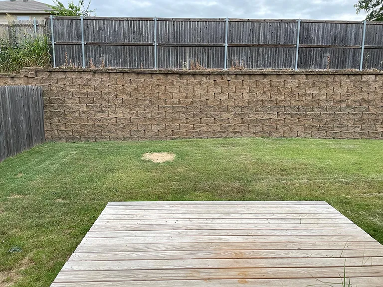 2328 Gabriel Dr — Photo 19