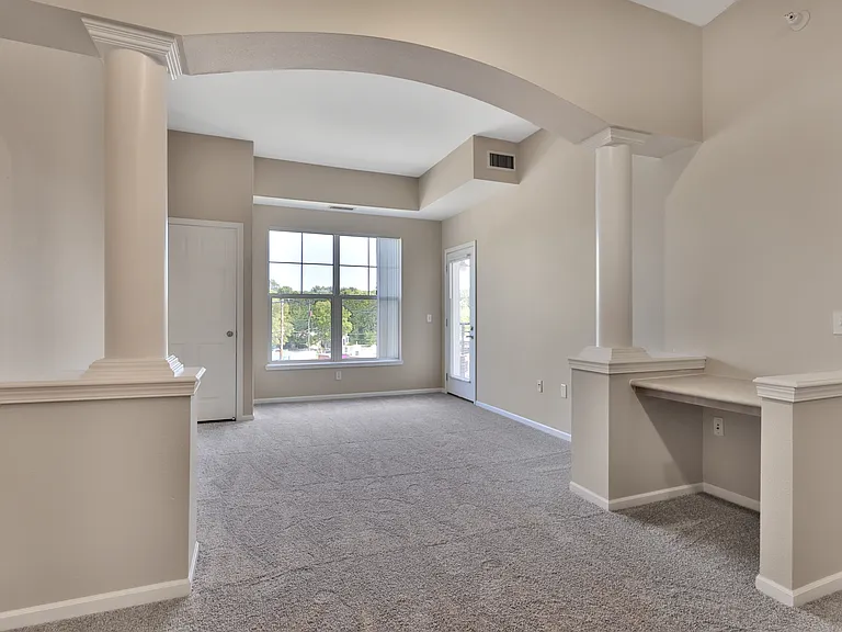 Graham Place Senior — Photo 16
