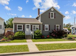 251 W 12th Ave, Oshkosh, WI 54902