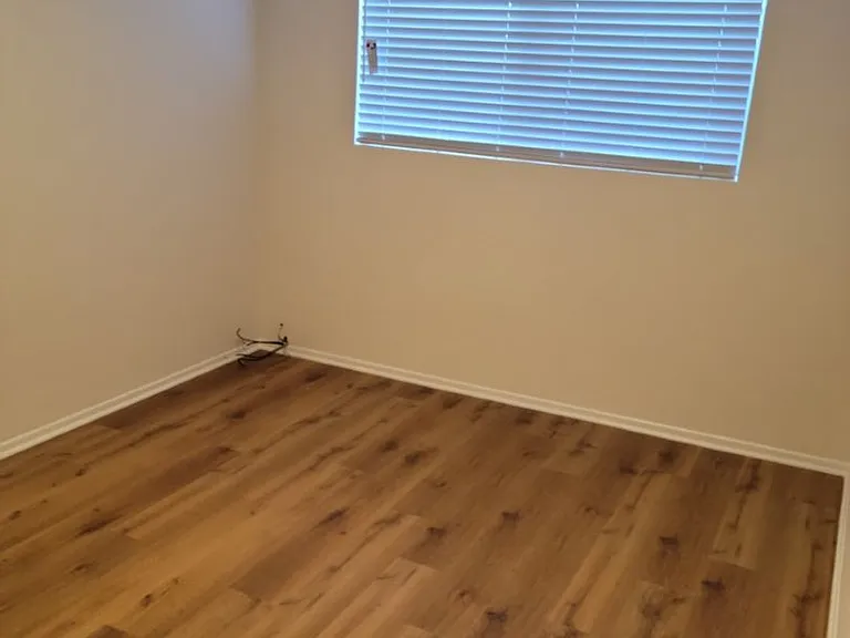 337 Gladys Ave — Photo 13