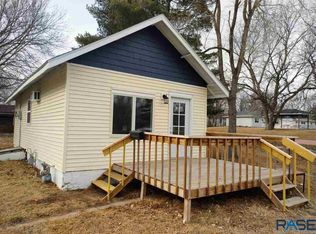 119 W Ave N, Madison, SD 57042