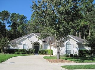 908 Blackberry Ln, Saint Johns, FL 32259