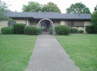 212 Valleyview Ct, Azle, TX 76020