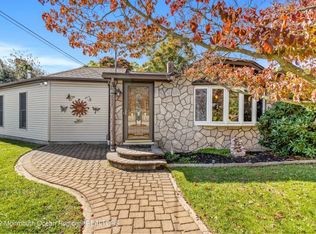 1419 Edgemere Rd, Wall Township, NJ 07719