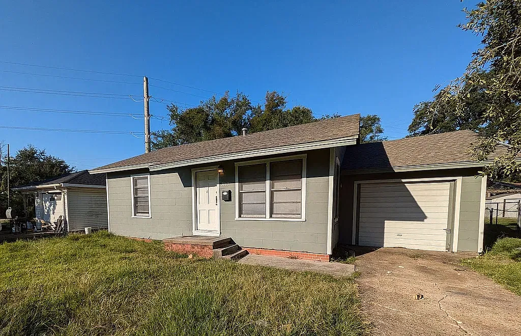 2 bed, 840 sqft, $1,000 — Photo 1
