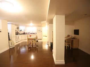 1239 W Winnemac Ave #A, Chicago, IL 60640