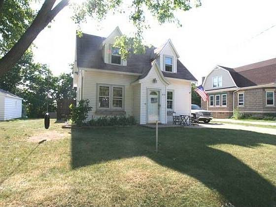 1st image of 629 Sutherland Ave